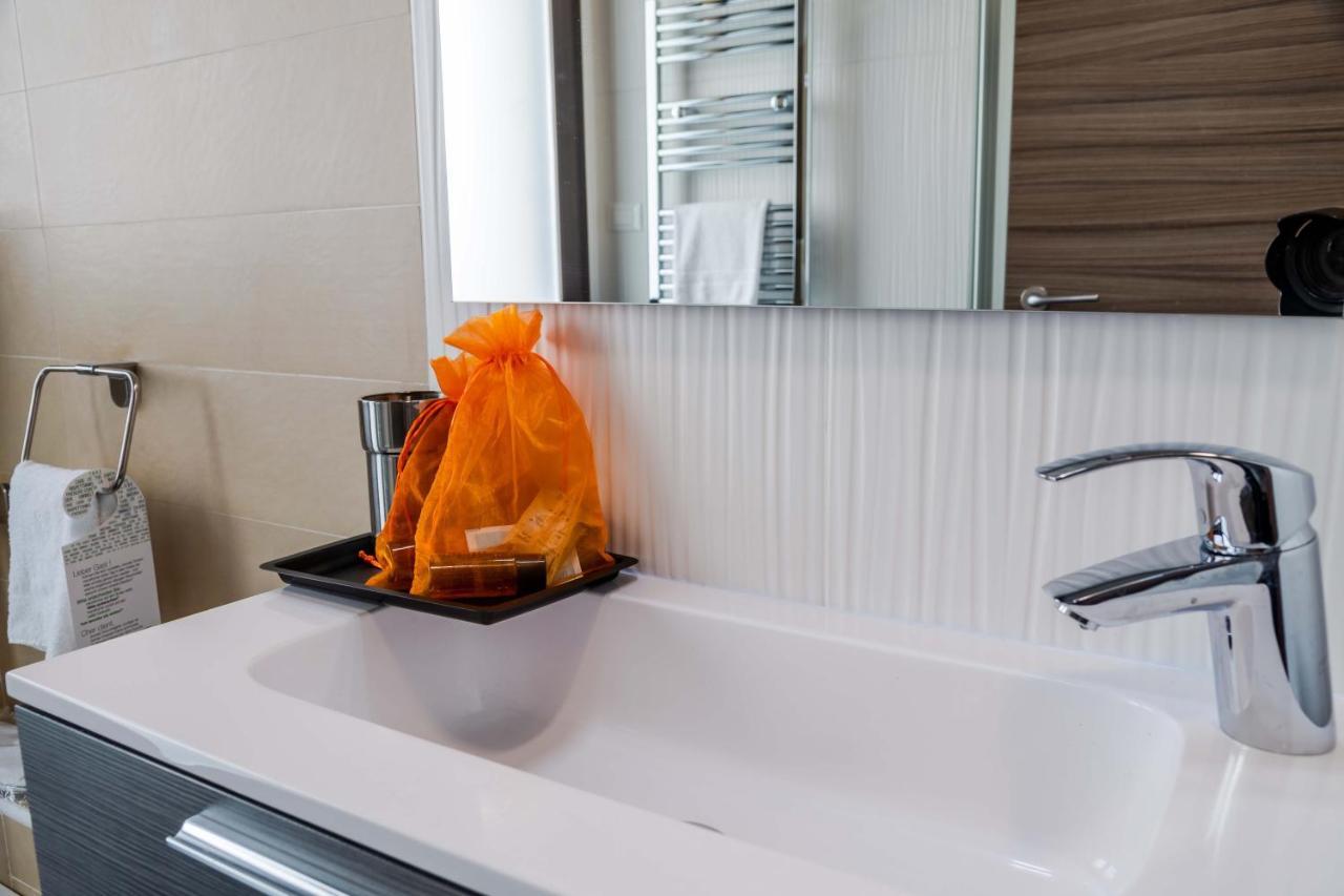 Appartahotel Beinasco Екстер'єр фото